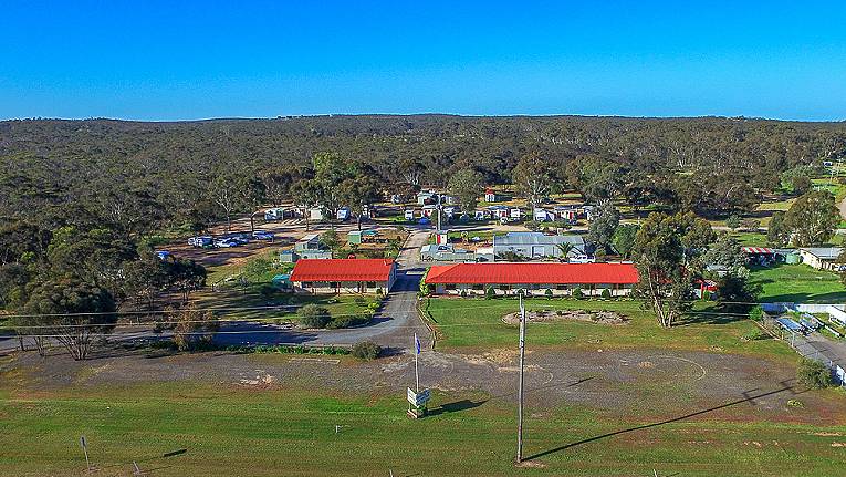 20161014 aerial photo front oct2016