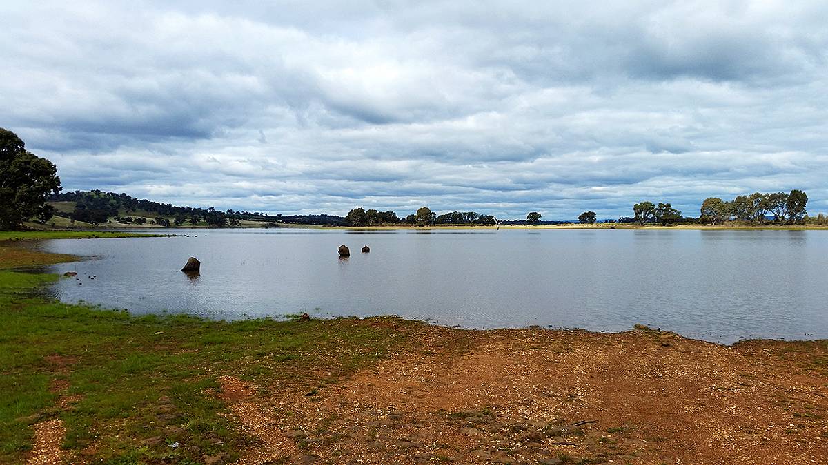 Picnic Point Rd Boat Ramp Cairn Curran Goldfields Guide