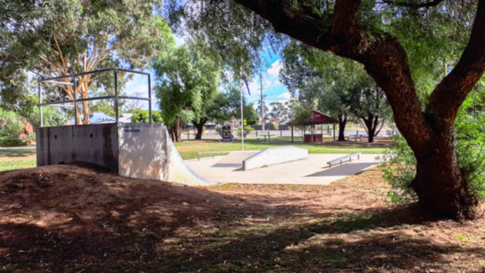 Axedale Park Goldfields Guide