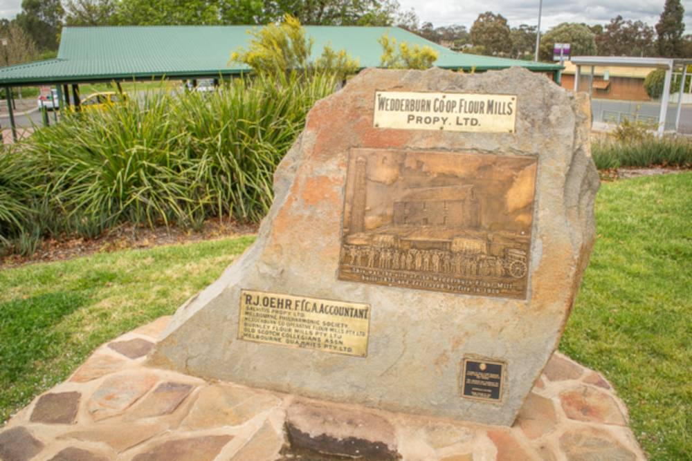 Wedderburn Soldiers Memorial Park Goldfields Guide