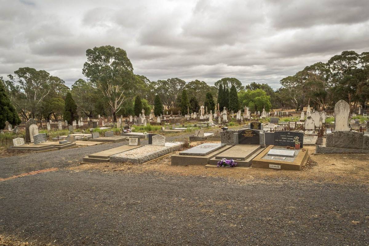 Maldon Cemetery Goldfields Guide