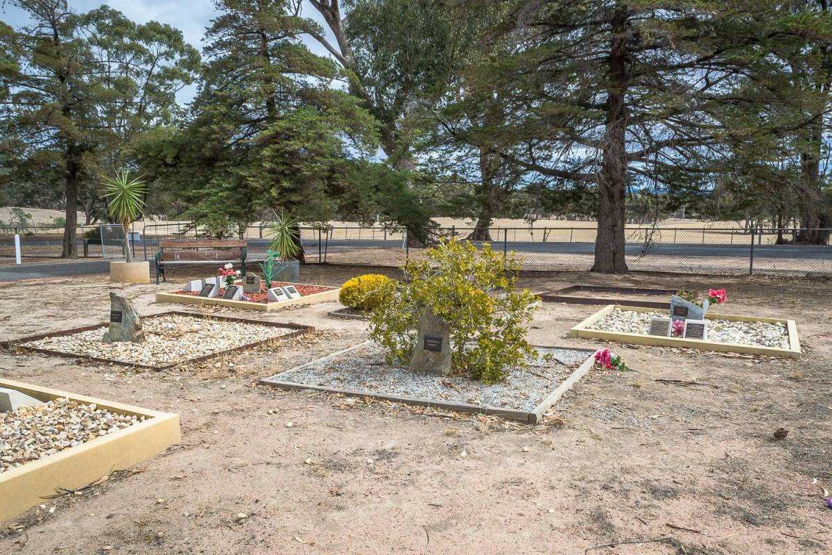 Maldon Cemetery Goldfields Guide