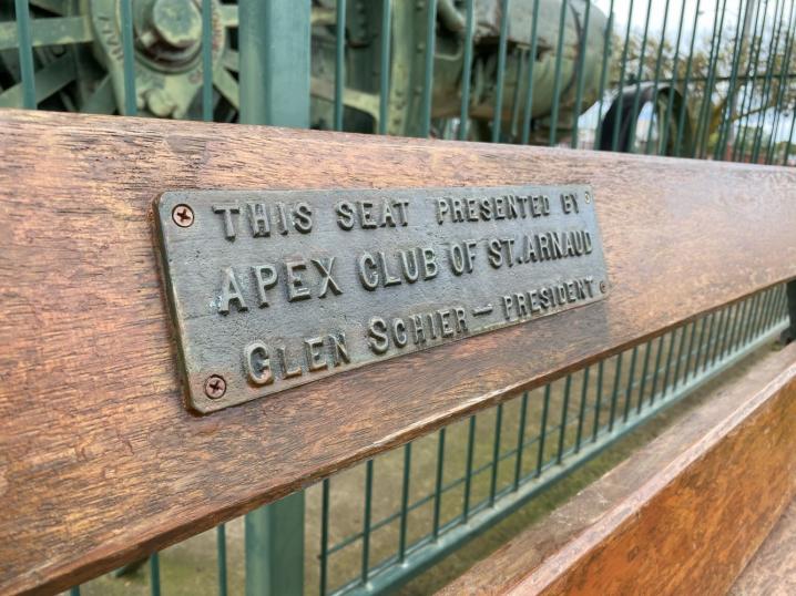 54581464 0b82 47bb 8ced 4cee8a883518 