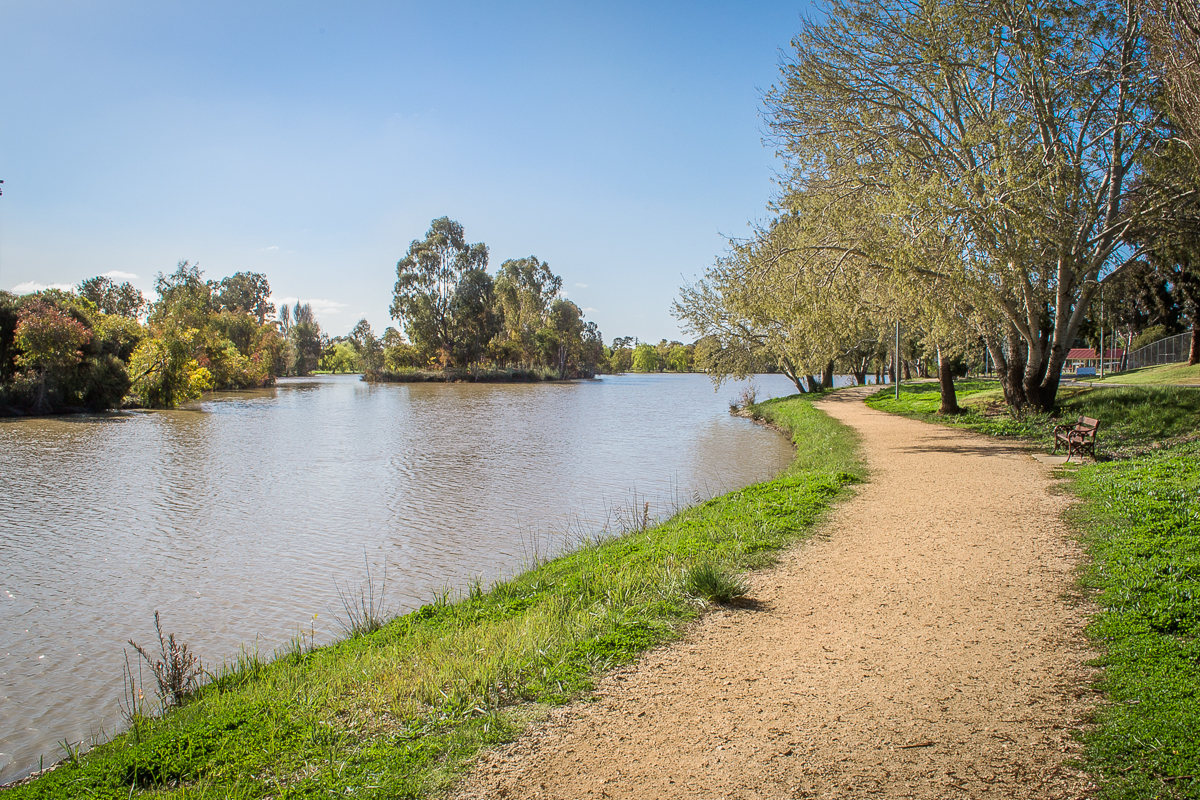 Lake Victoria Goldfields Guide